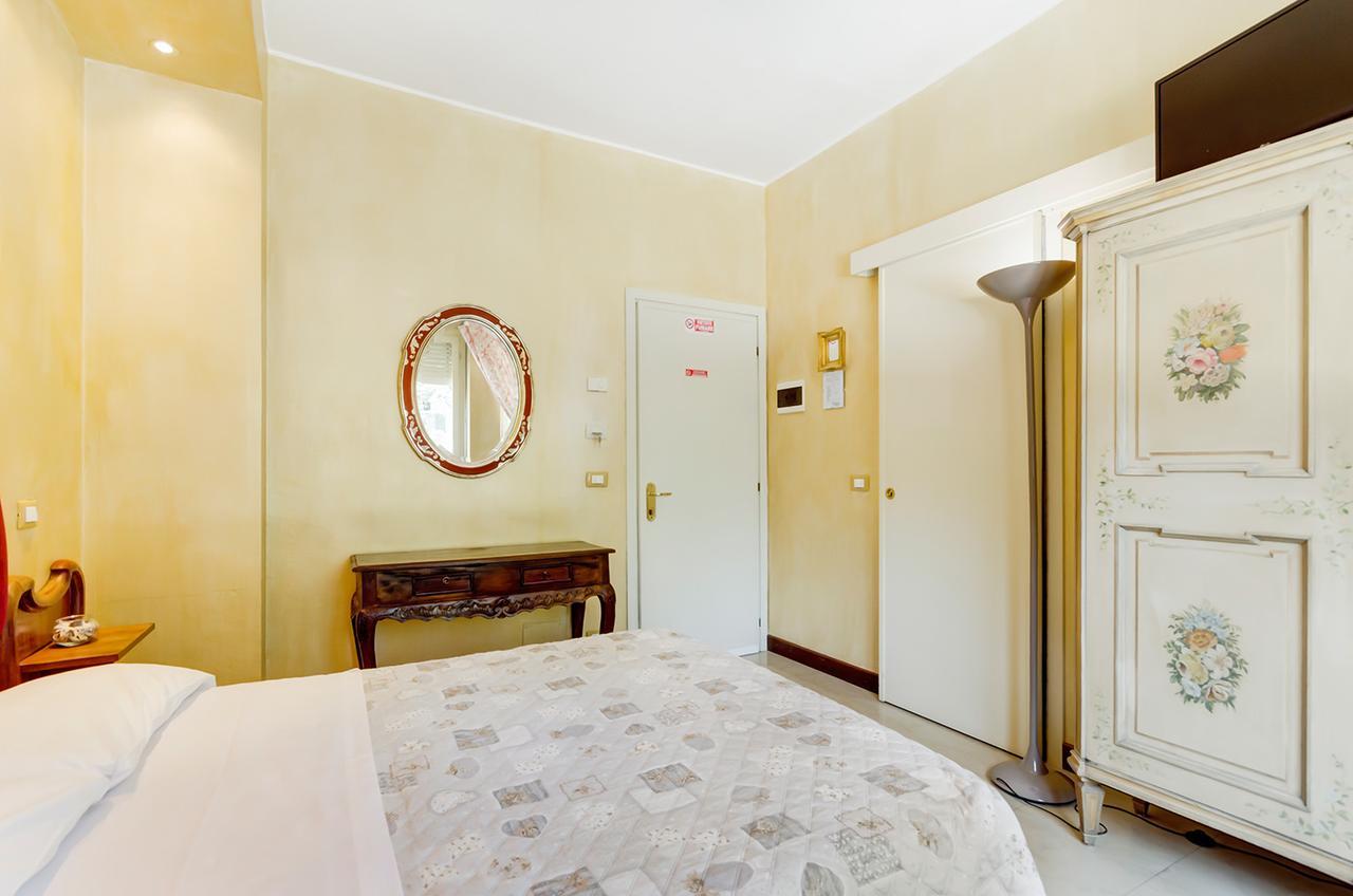 Small Double Room,1597544653:JPEG